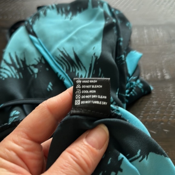 Olivaceous Sheer Shorts Romper Beach Swim Coverup Size S Tropical Print Pockets - Picture 15 of 16